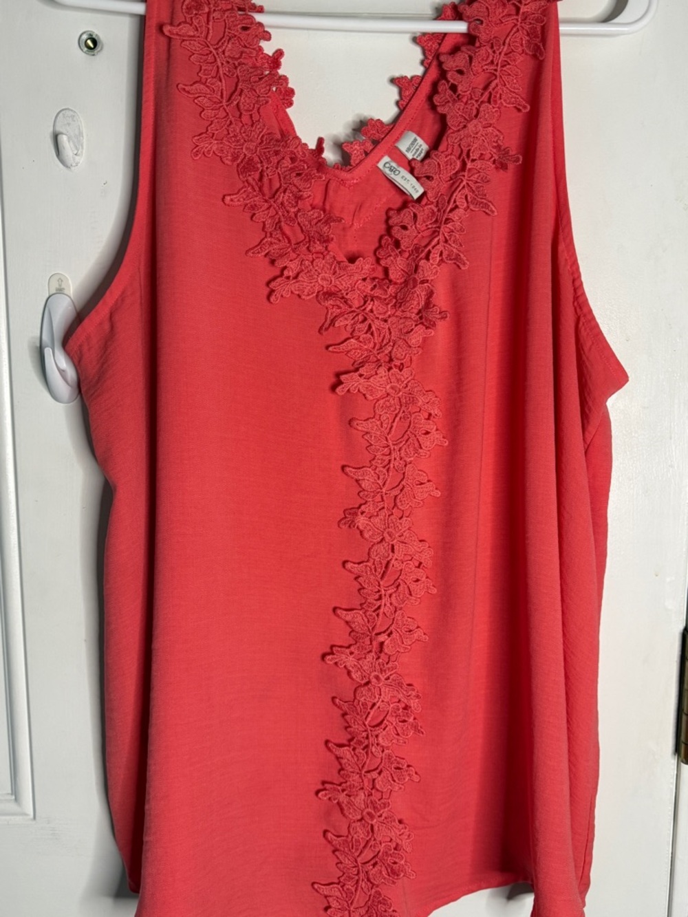 Cato Coral Lace-Trim Sleeveless Camisole